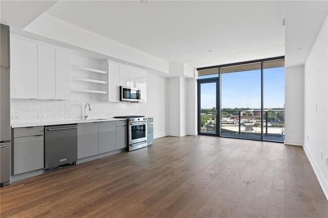 Building Photo - 788 West Marietta St NW Rental