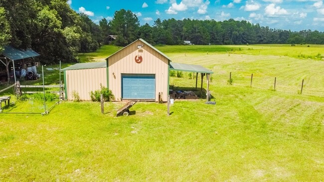 Photo - 390 Bob Brooks Rd