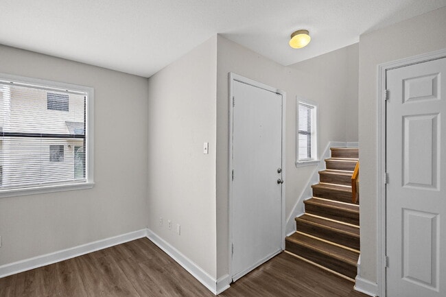 Photo - 3/2 townhouse at the Rez!