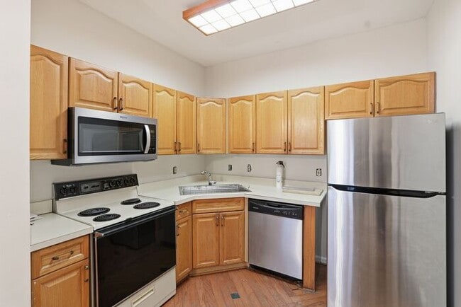 Photo - 15663 Viewpoint Cir