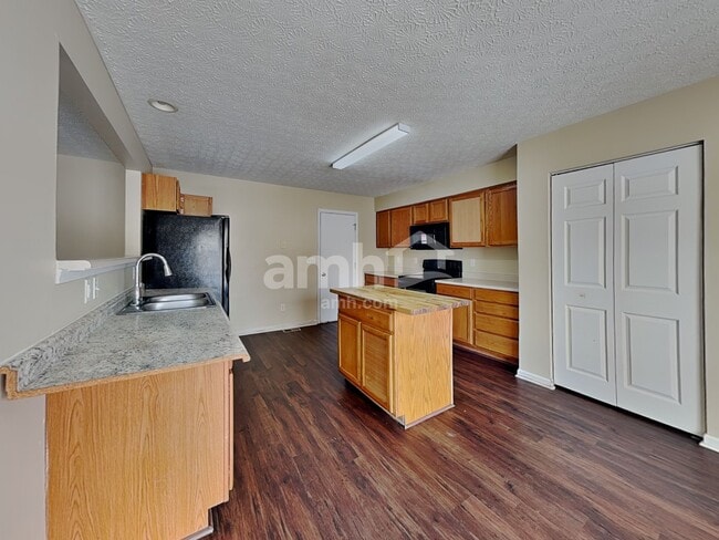 Photo - 8588 Greylag Ct