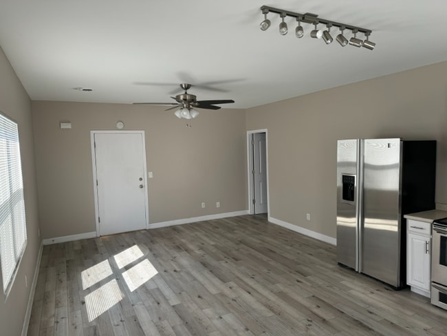 Photo - 351 Chicago Rd Apartment Unit 9
