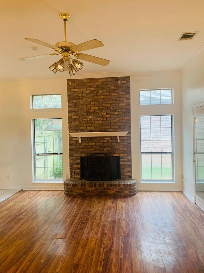 Photo - 3325 Danbury Ct