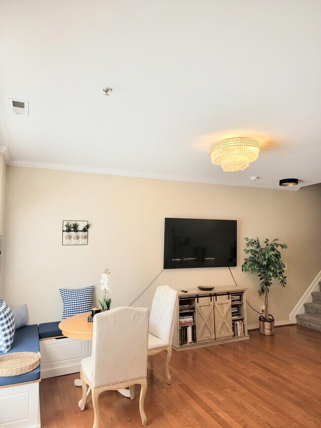 Photo - 2220 Valley Edge Dr