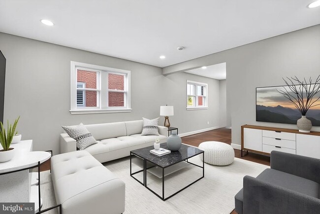 Photo - 1109 Congress St SE