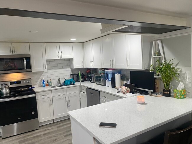 Photo - 5530 N Mango Ave Unit 0