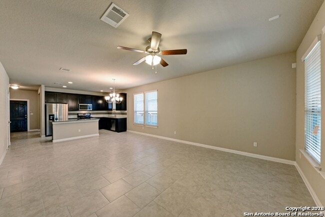 Photo - 3 Bed 2.5 Bath