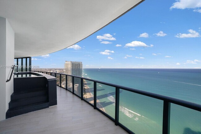Photo - 18555 Collins Ave Unit 5105