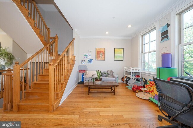 Photo - 1832 Fairmount Ave