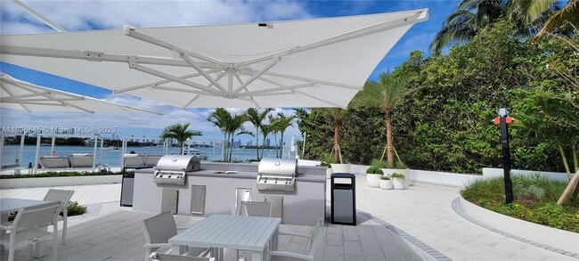 Photo - 1000 West Ave Unidad 1204