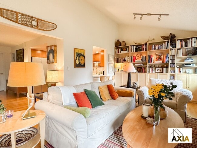 Building Photo - Furnished Rental in Boulder!