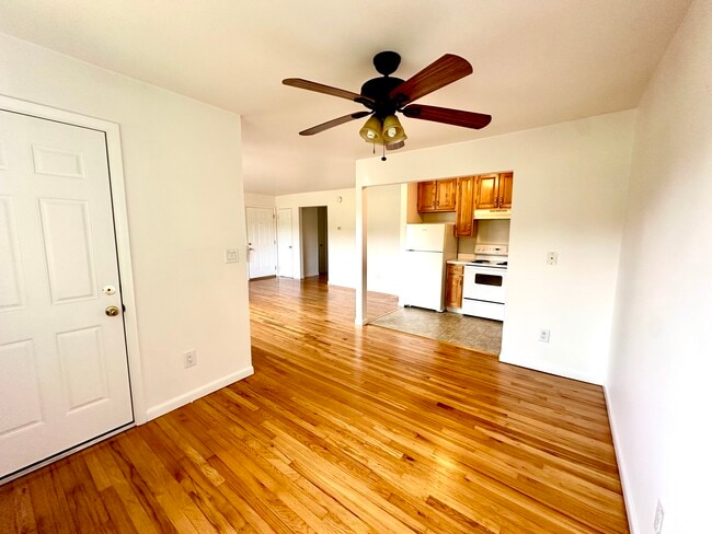 Photo - 1 Orchard Hills Cir