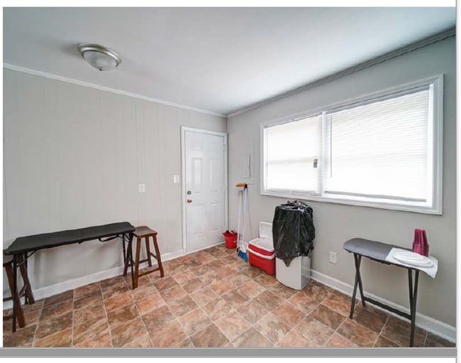Photo - Freedom St Apartments