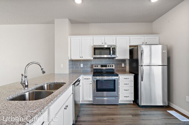 Photo - 2 br, 2.5 bath House - 10762 W Brownstone Ln