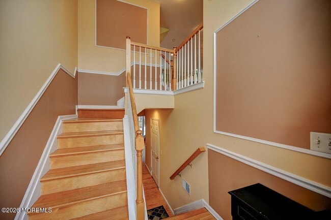 Photo - 319 Bernard Dr