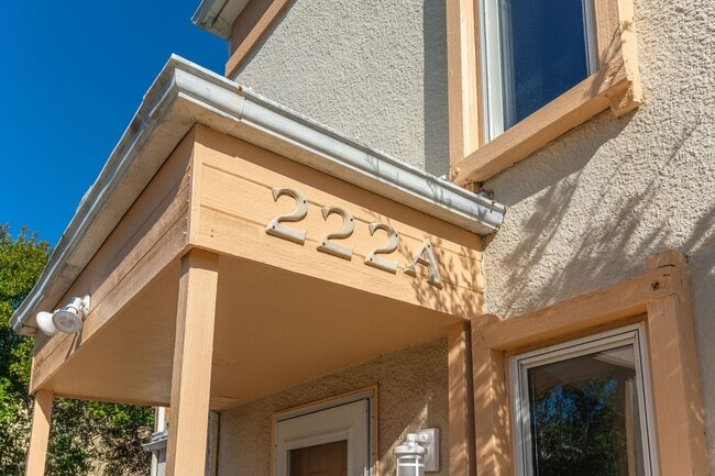 Photo - Spacious townhouse with large 2nd floor covered patio!