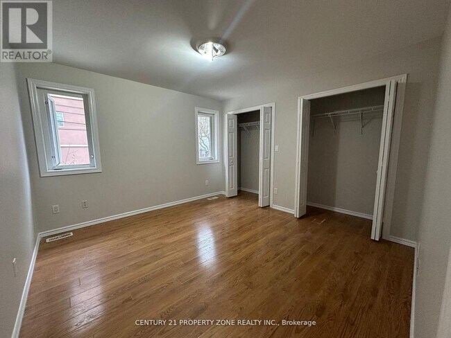 Photo - 975 Albert Rd