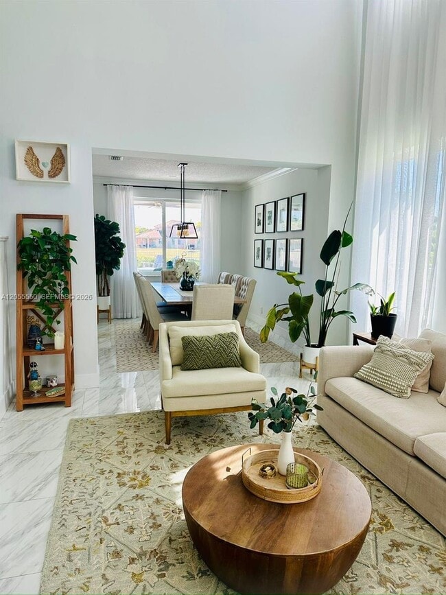 1652 Orchid Bend