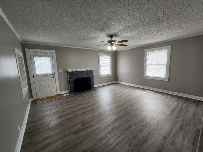 Photo - 2114 Buttermilk Rd