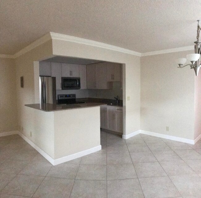 Photo - 486 Brittany K