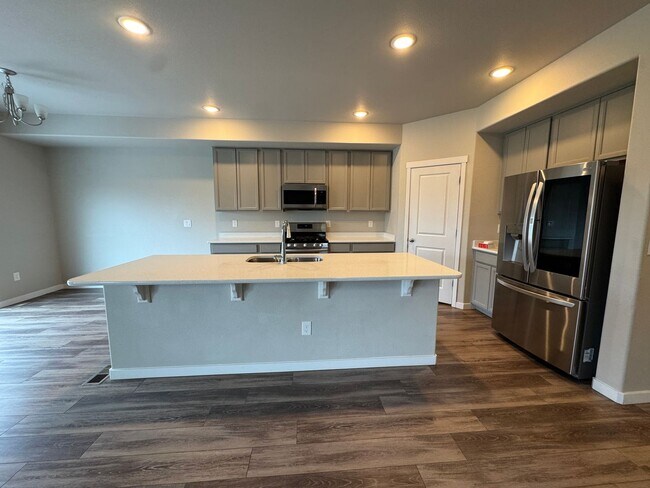 Photo - Spacious & Stylish 4BR Home in Lorson Ranc...