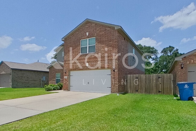 Photo - 10631 Hillside Creek Dr