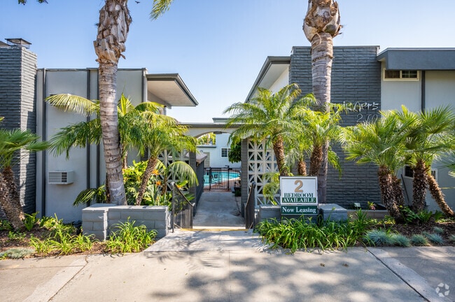 Photo - Kashmir Apartments