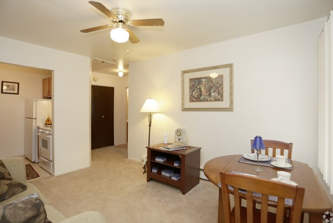 Photo - Goldentree Apartments