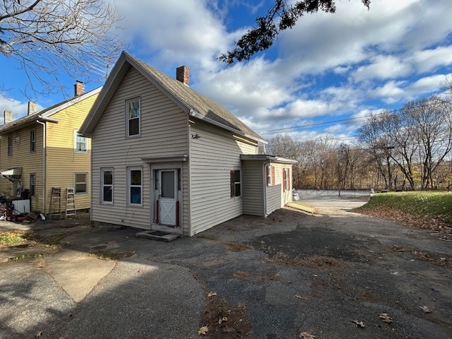 Photo - 90 Chapman St