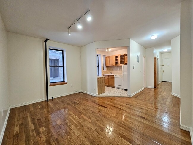 Photo - 610 W 150th St Unit 1E