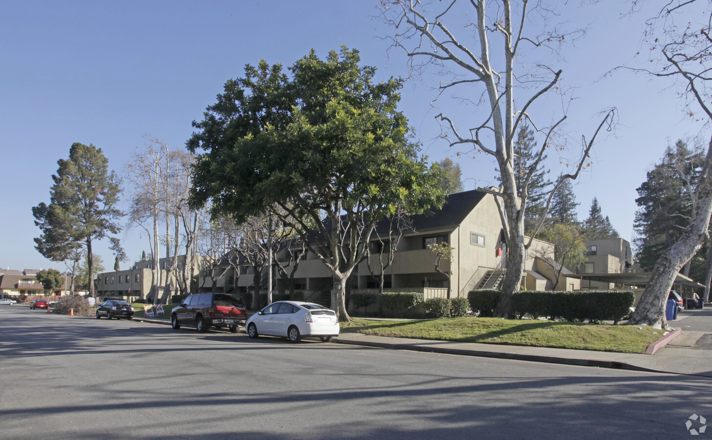Woodacre Apartments - Woodacre Apartments