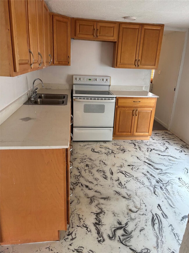 Photo - 8556 Berkley Dr