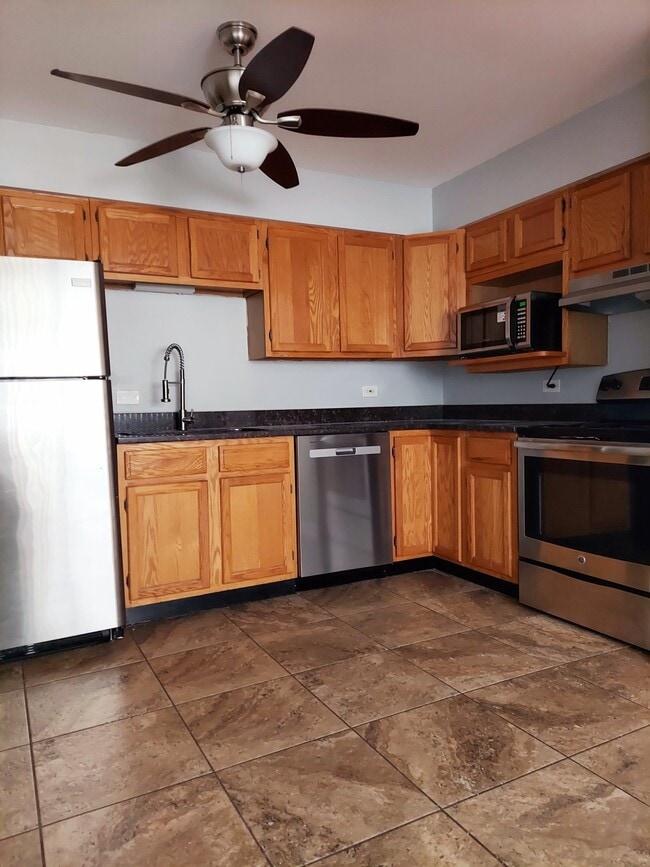 Photo - 320 Beach Ave