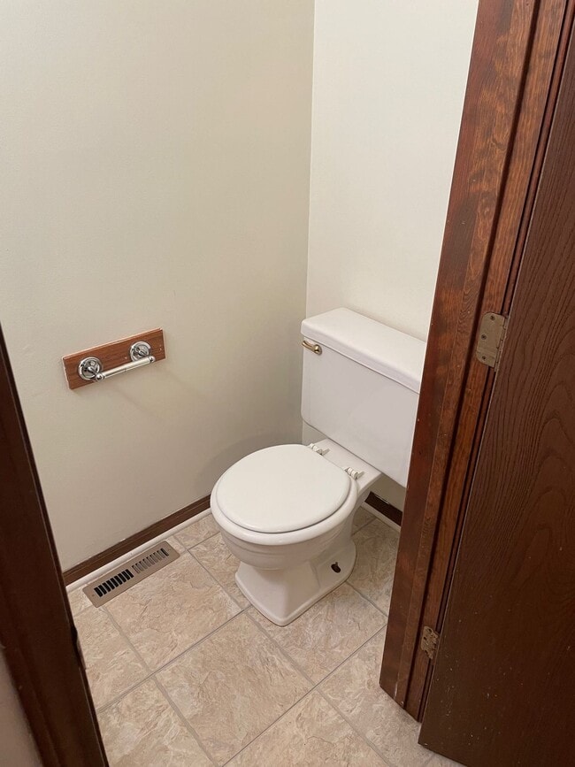 Photo - 2160 Regency Dr