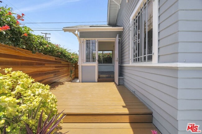 Photo - 320 4th Ave Unit #1