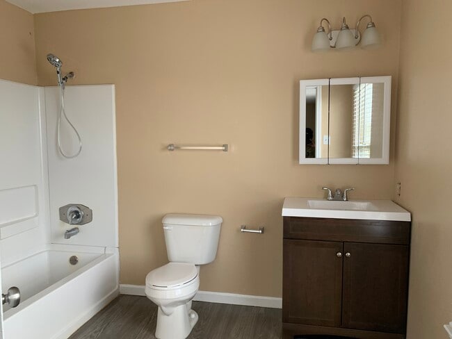 Photo - 3753 Candlebluff Dr