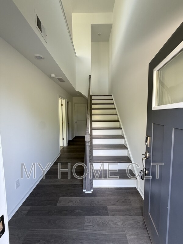 Photo - 1816 Alexander Village Main Dr