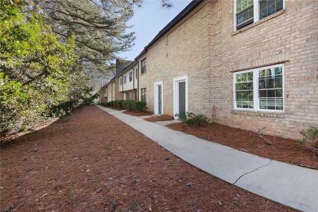 330 Winding River Dr