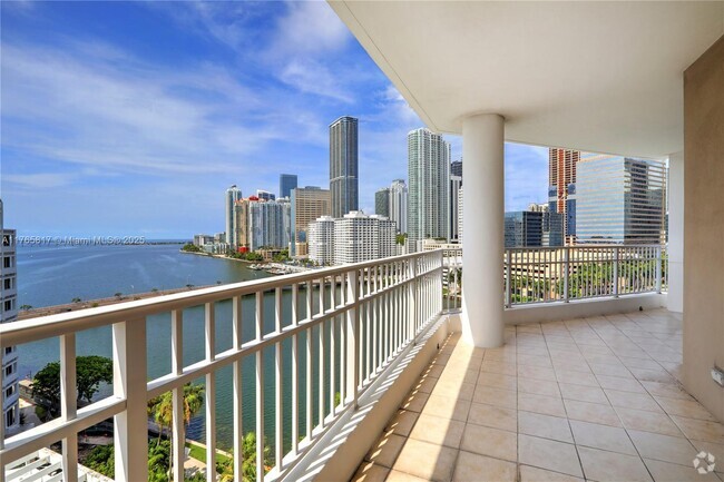 Building Photo - 701 Brickell Key Blvd Unit 1412 Rental