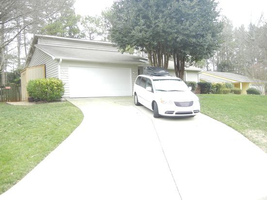 Photo - 130 Creekmont Way (Roswell, GA)