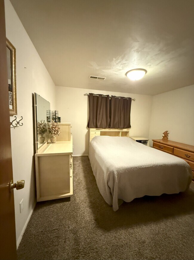 Photo - 2012 Nevada Cir