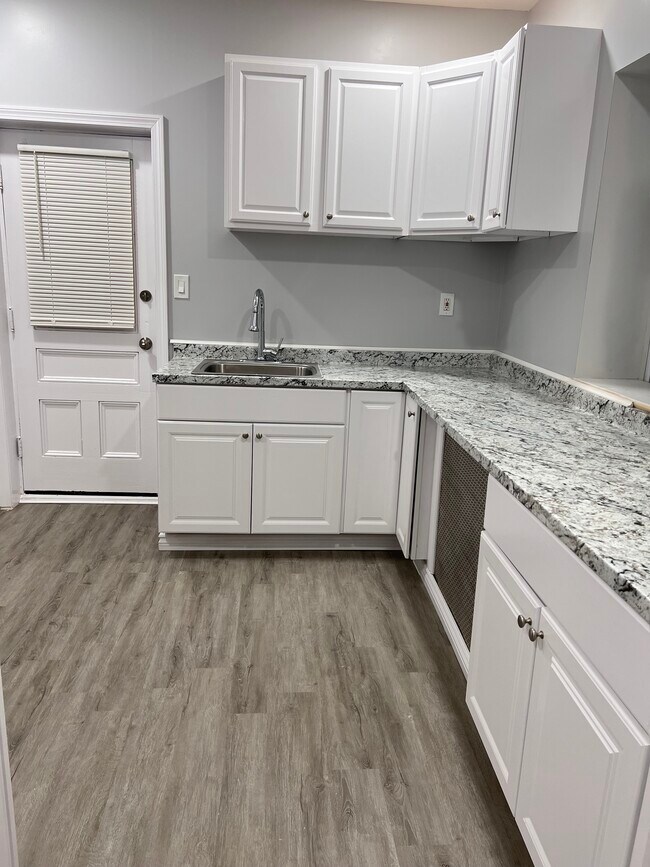 Photo - 938 Enfield St Unit 1st Floor Apartment