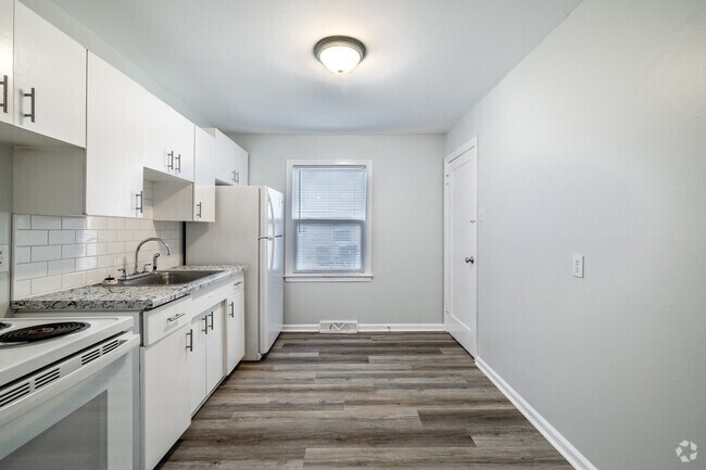 Building Photo - Meadowlark Apartments
