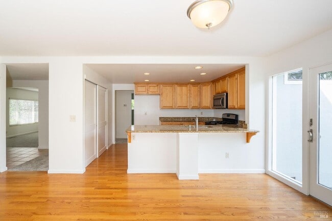 Photo - 4248 Leafwood Cir E