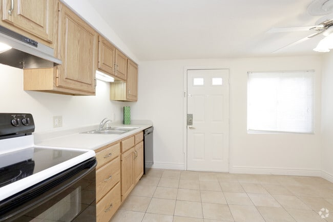2 habitaciones - Cocina - 1001 Francis Dr