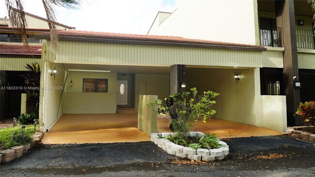 Photo - 3823 Estepona Ave Townhome