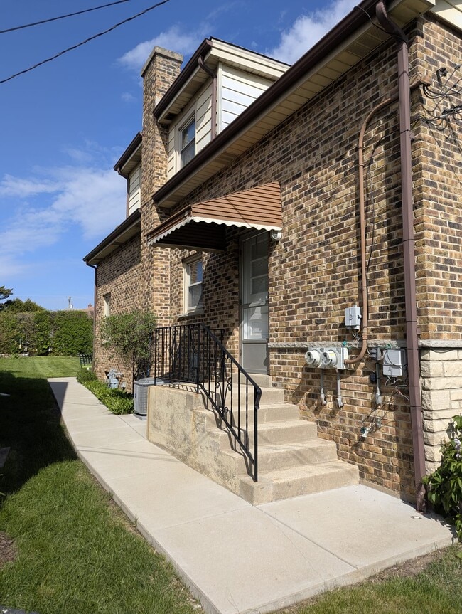 Photo - 113 Burtis Ave Unidad A