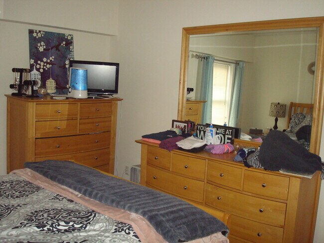 Photo - 1001 Boston Post Rd