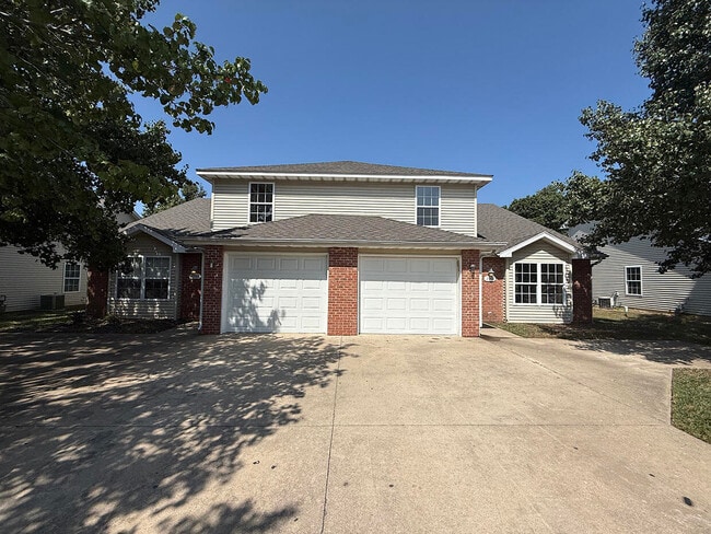 Building Photo - 1707 Hanover Blvd Rental