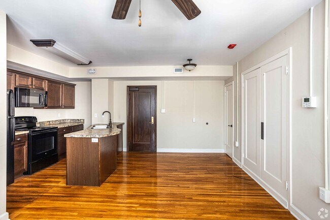 Photo - Frederick Building